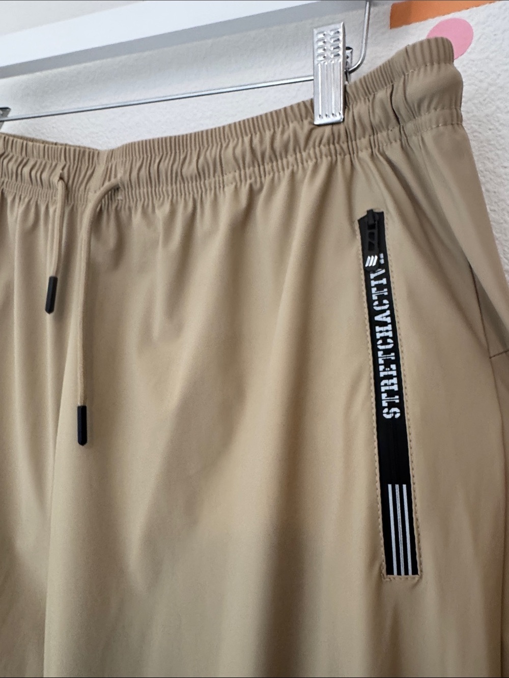Men's Drawstring Joggers in Beige with Zip Pockets N0124 - Picture 3 of 5